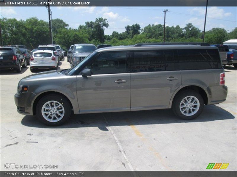 Mineral Gray / Charcoal Black 2014 Ford Flex SE