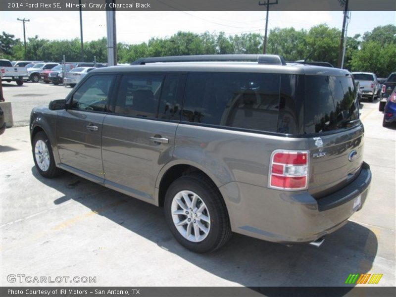 Mineral Gray / Charcoal Black 2014 Ford Flex SE