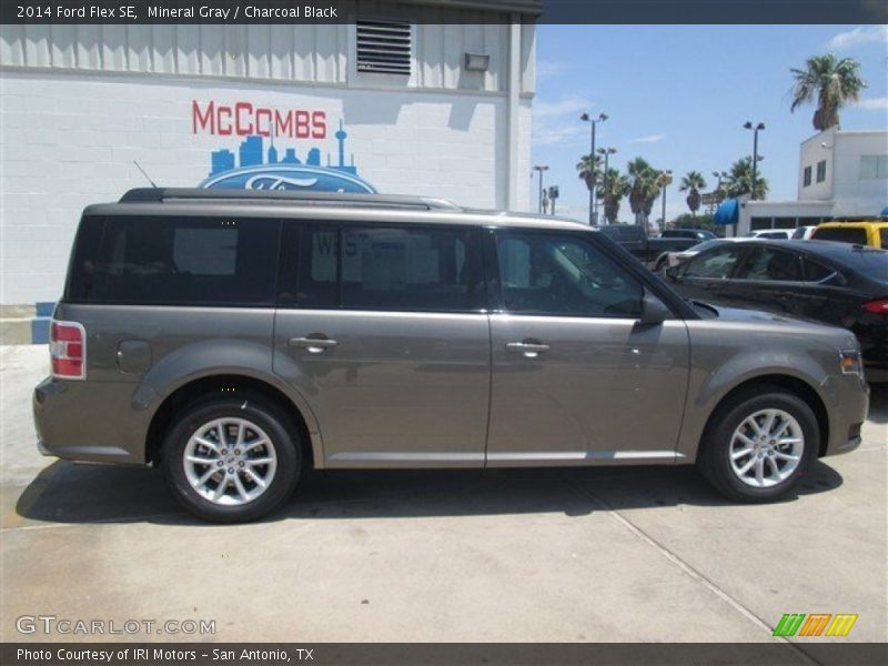 Mineral Gray / Charcoal Black 2014 Ford Flex SE