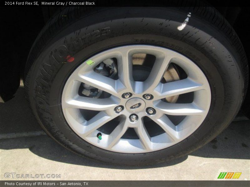 Mineral Gray / Charcoal Black 2014 Ford Flex SE