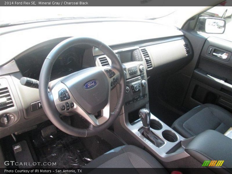 Mineral Gray / Charcoal Black 2014 Ford Flex SE