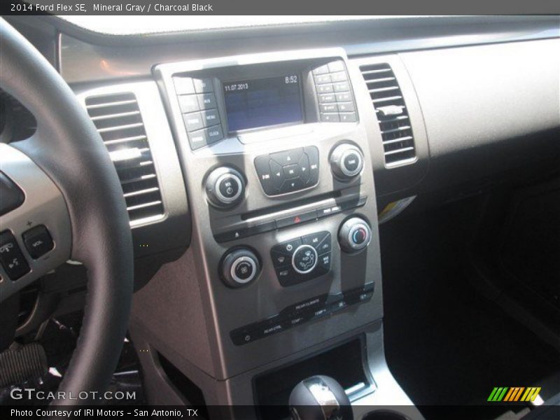 Mineral Gray / Charcoal Black 2014 Ford Flex SE