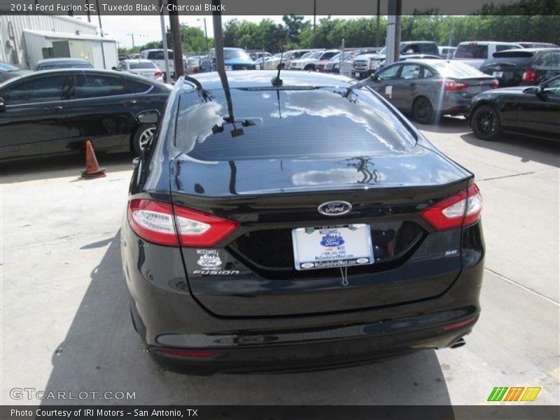 Tuxedo Black / Charcoal Black 2014 Ford Fusion SE