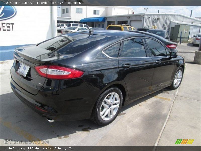 Tuxedo Black / Charcoal Black 2014 Ford Fusion SE