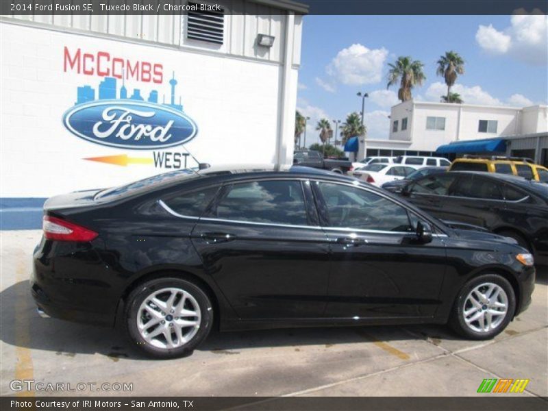 Tuxedo Black / Charcoal Black 2014 Ford Fusion SE