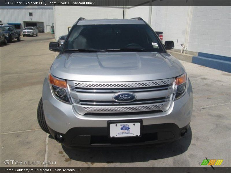 Ingot Silver / Charcoal Black 2014 Ford Explorer XLT