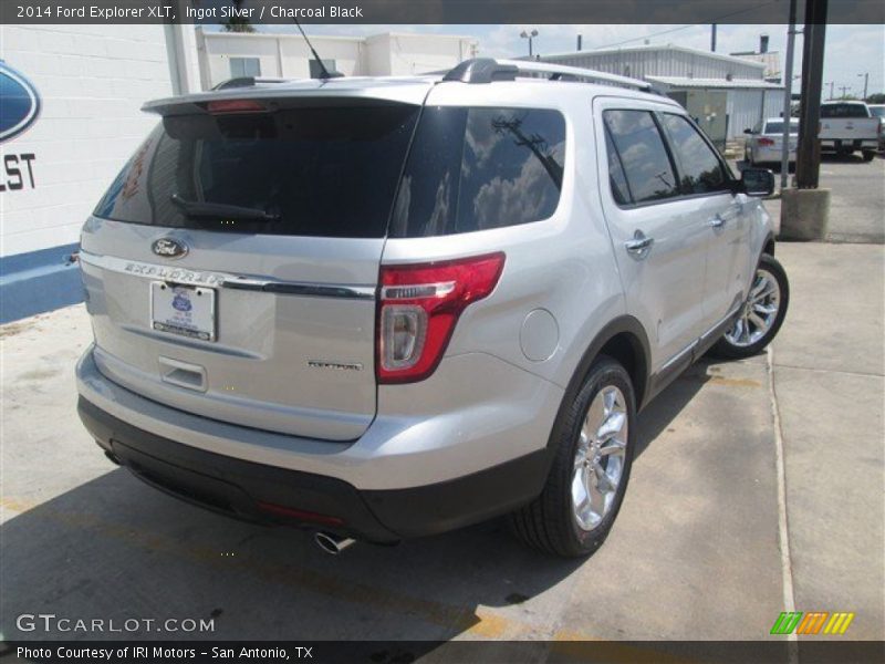 Ingot Silver / Charcoal Black 2014 Ford Explorer XLT