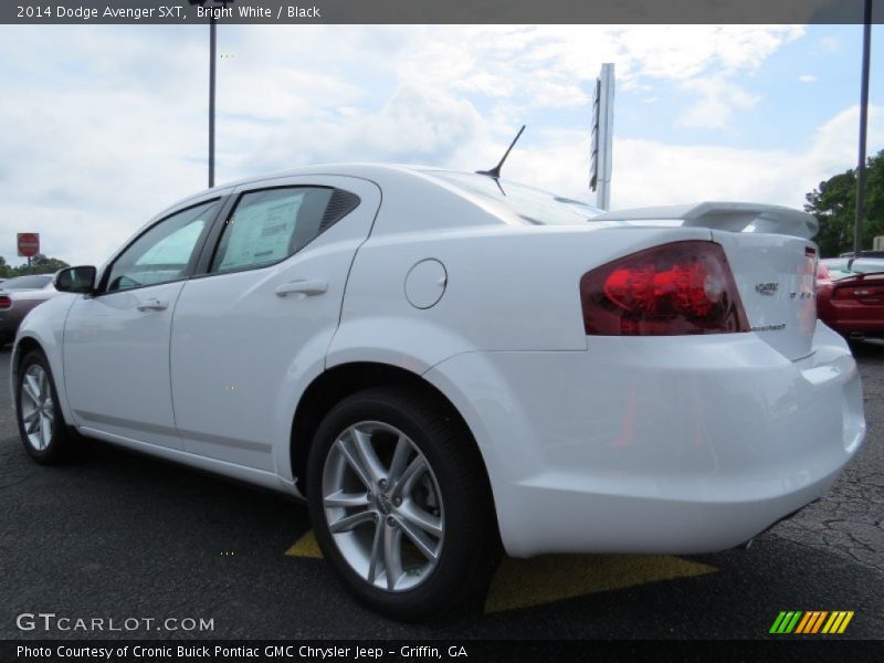 Bright White / Black 2014 Dodge Avenger SXT