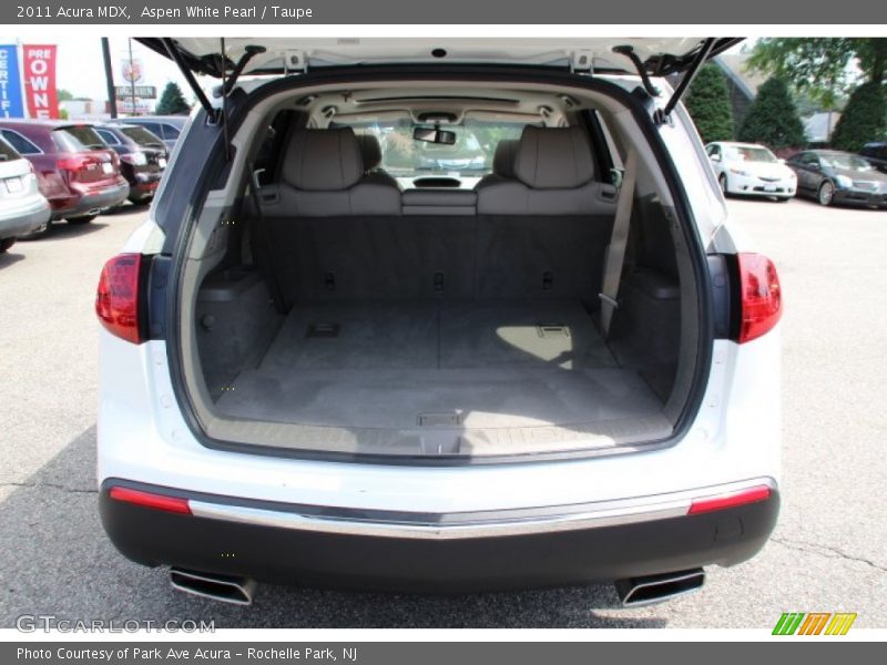 Aspen White Pearl / Taupe 2011 Acura MDX