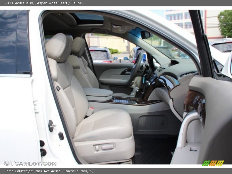 Aspen White Pearl / Taupe 2011 Acura MDX