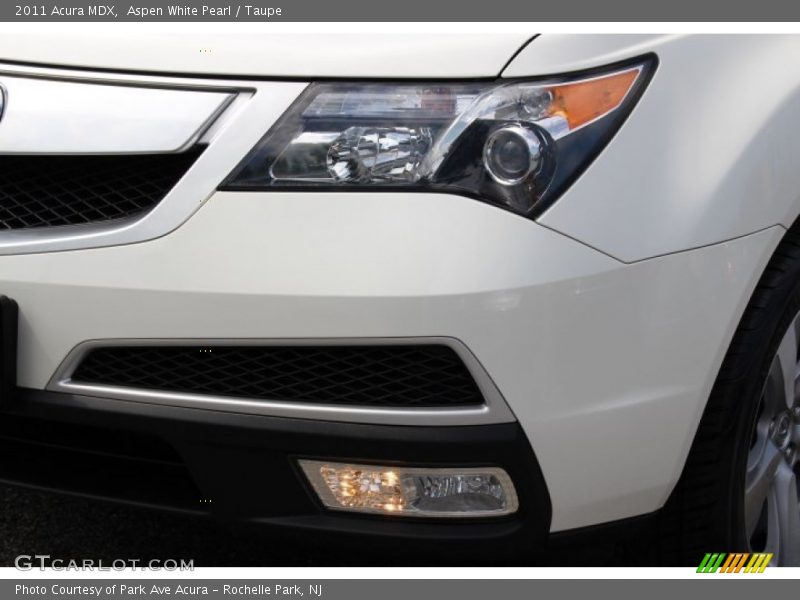 Aspen White Pearl / Taupe 2011 Acura MDX