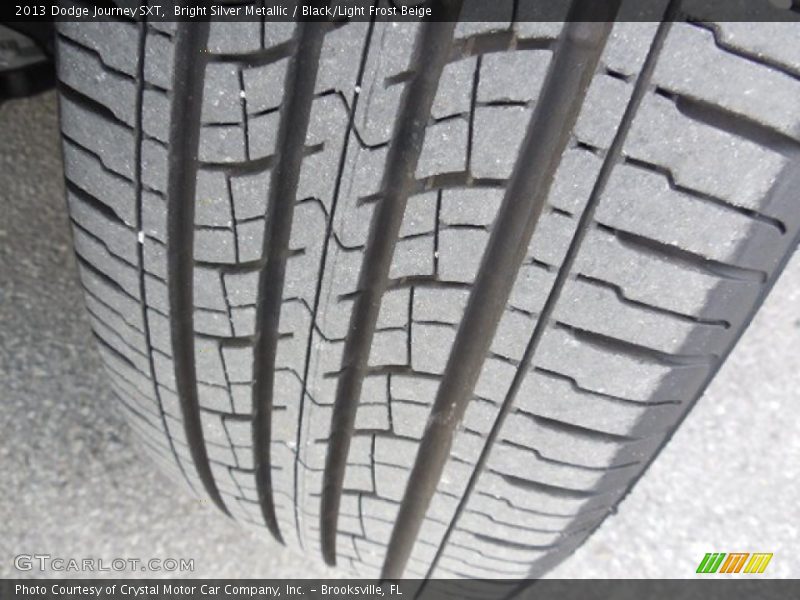 Bright Silver Metallic / Black/Light Frost Beige 2013 Dodge Journey SXT