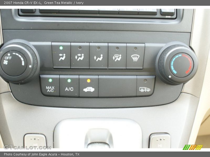 Controls of 2007 CR-V EX-L