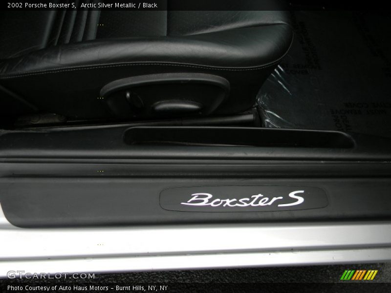 Arctic Silver Metallic / Black 2002 Porsche Boxster S