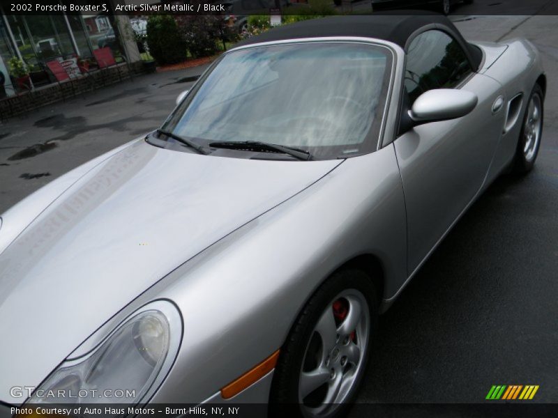 Arctic Silver Metallic / Black 2002 Porsche Boxster S