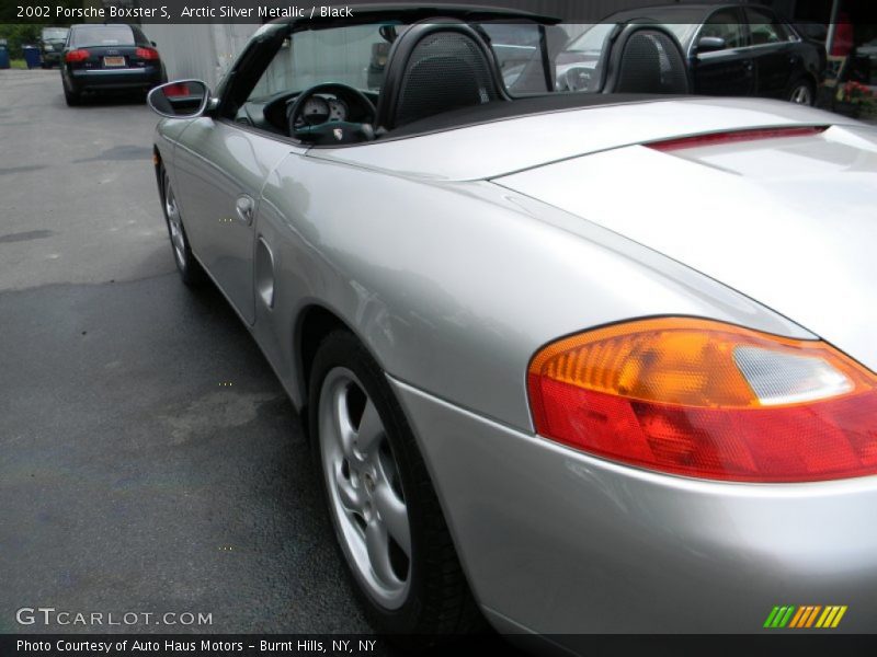 Arctic Silver Metallic / Black 2002 Porsche Boxster S