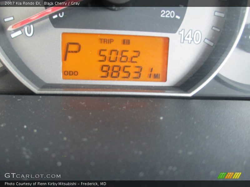 Black Cherry / Gray 2007 Kia Rondo EX