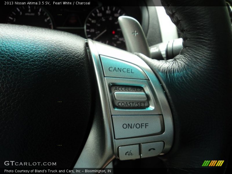 Pearl White / Charcoal 2013 Nissan Altima 3.5 SV