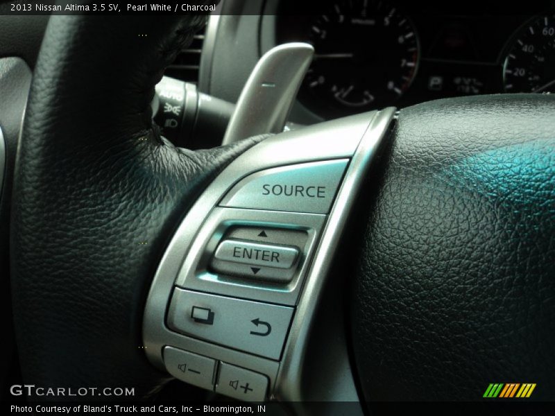 Pearl White / Charcoal 2013 Nissan Altima 3.5 SV