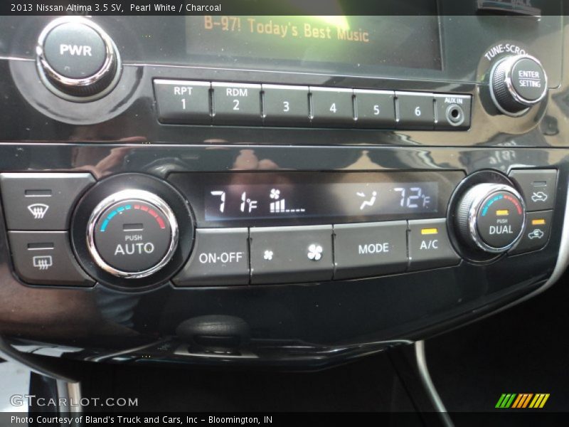 Pearl White / Charcoal 2013 Nissan Altima 3.5 SV