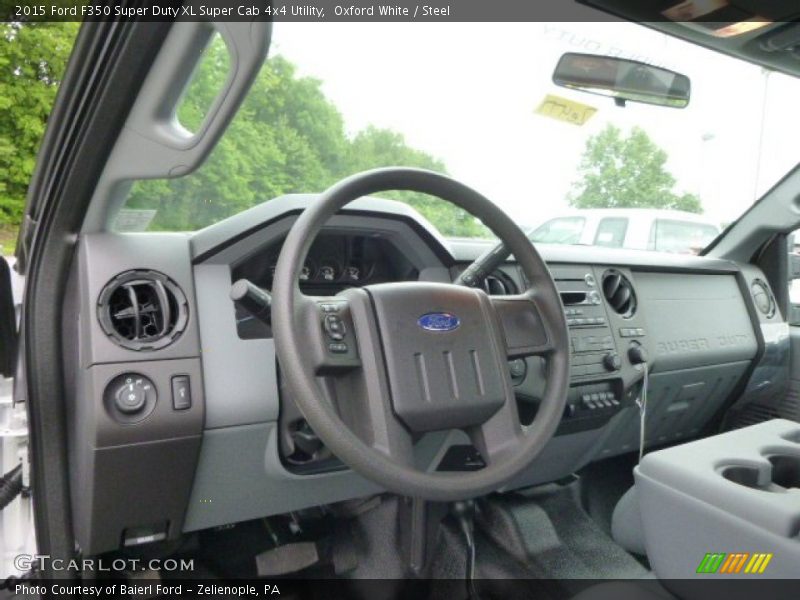 Dashboard of 2015 F350 Super Duty XL Super Cab 4x4 Utility
