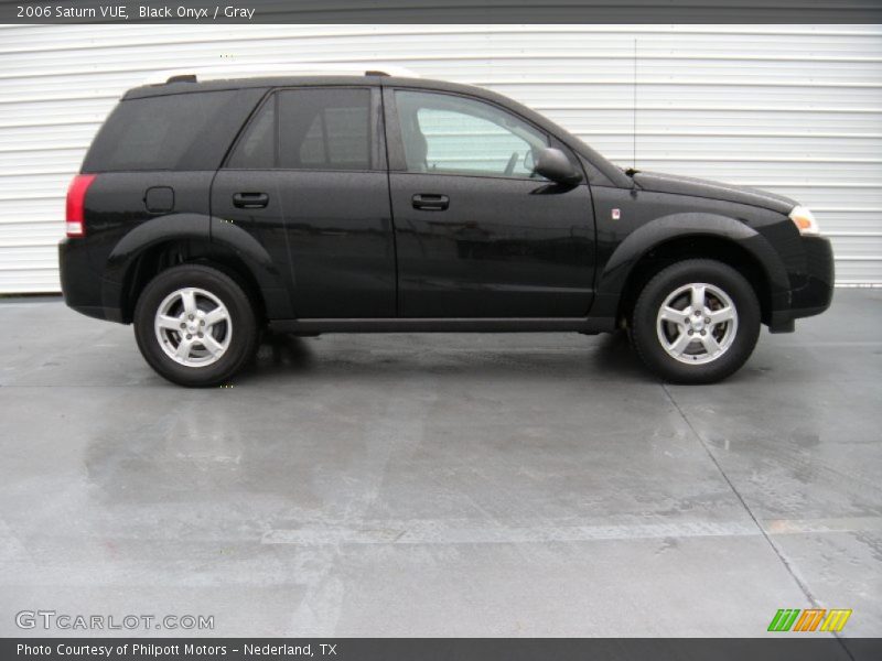 Black Onyx / Gray 2006 Saturn VUE