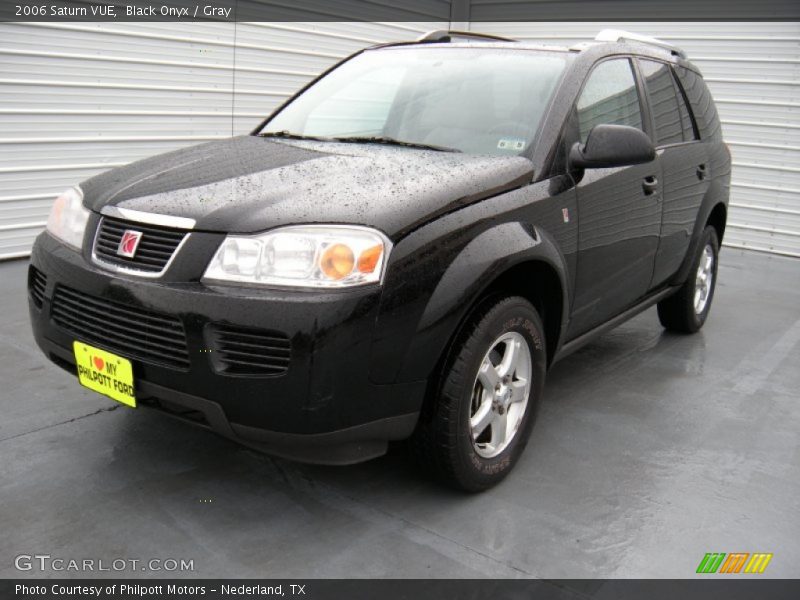 Black Onyx / Gray 2006 Saturn VUE