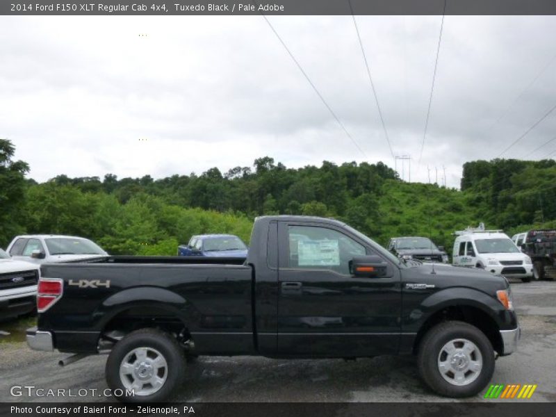 Tuxedo Black / Pale Adobe 2014 Ford F150 XLT Regular Cab 4x4