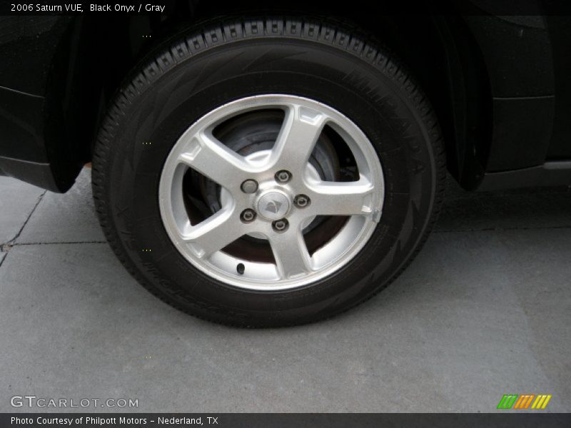 Black Onyx / Gray 2006 Saturn VUE