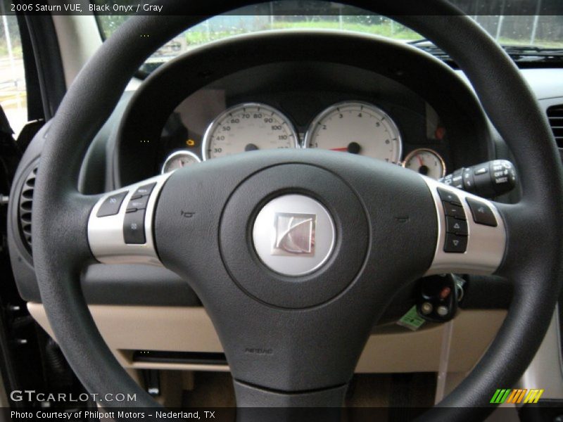 Black Onyx / Gray 2006 Saturn VUE