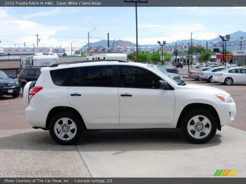 Super White / Sand Beige 2010 Toyota RAV4 I4 4WD