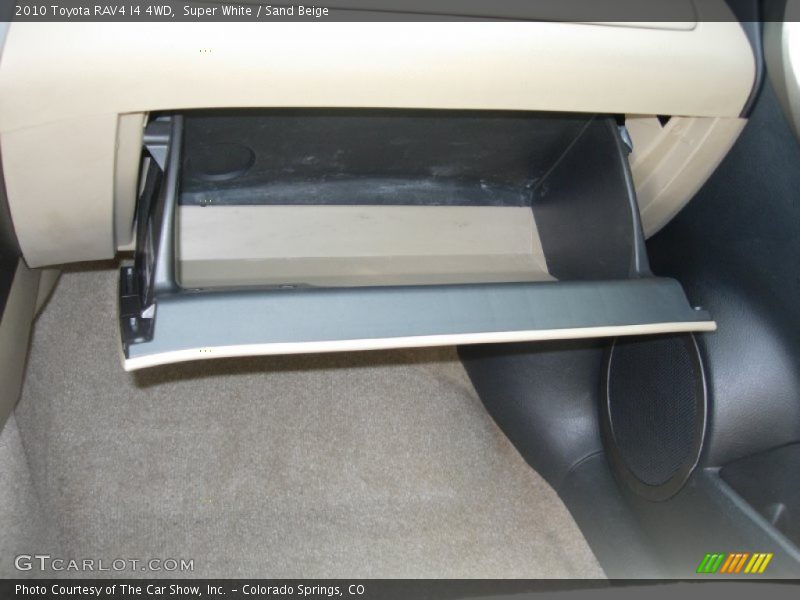 Super White / Sand Beige 2010 Toyota RAV4 I4 4WD
