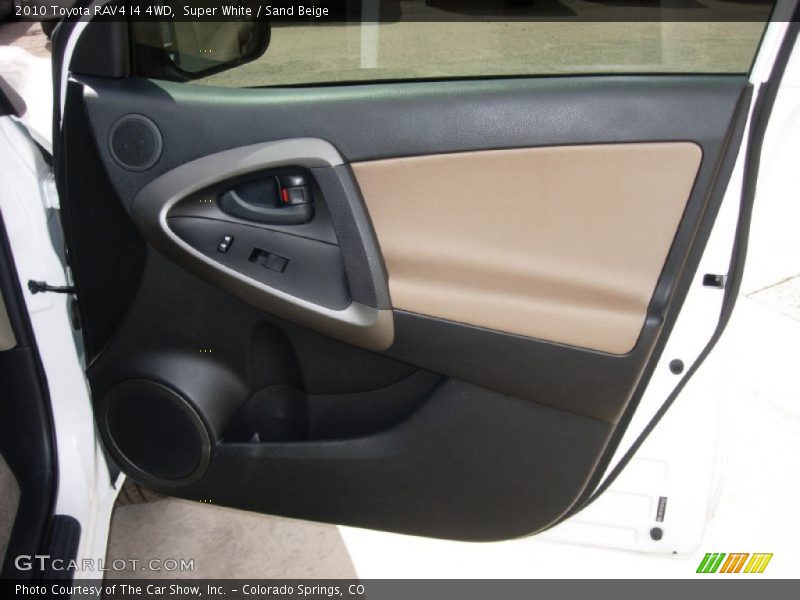 Super White / Sand Beige 2010 Toyota RAV4 I4 4WD
