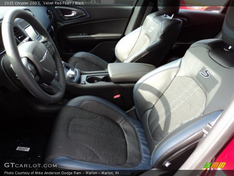 Front Seat of 2015 200 S