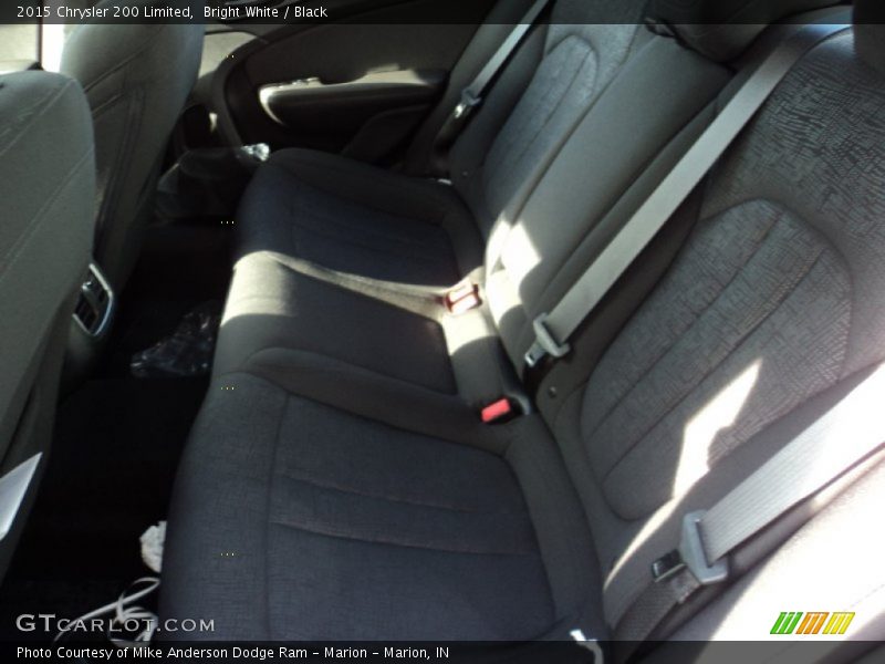 Bright White / Black 2015 Chrysler 200 Limited