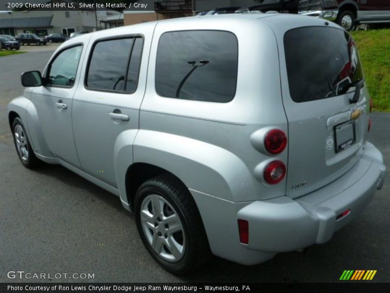 Silver Ice Metallic / Gray 2009 Chevrolet HHR LS