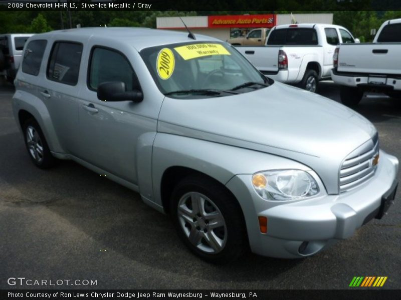 Silver Ice Metallic / Gray 2009 Chevrolet HHR LS