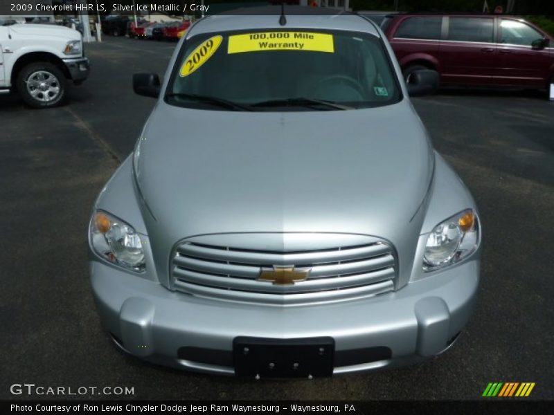 Silver Ice Metallic / Gray 2009 Chevrolet HHR LS