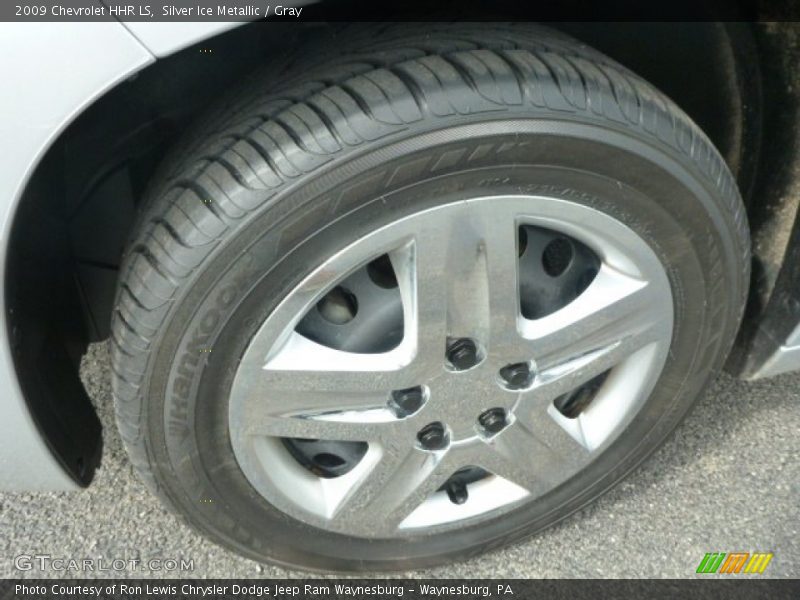 Silver Ice Metallic / Gray 2009 Chevrolet HHR LS