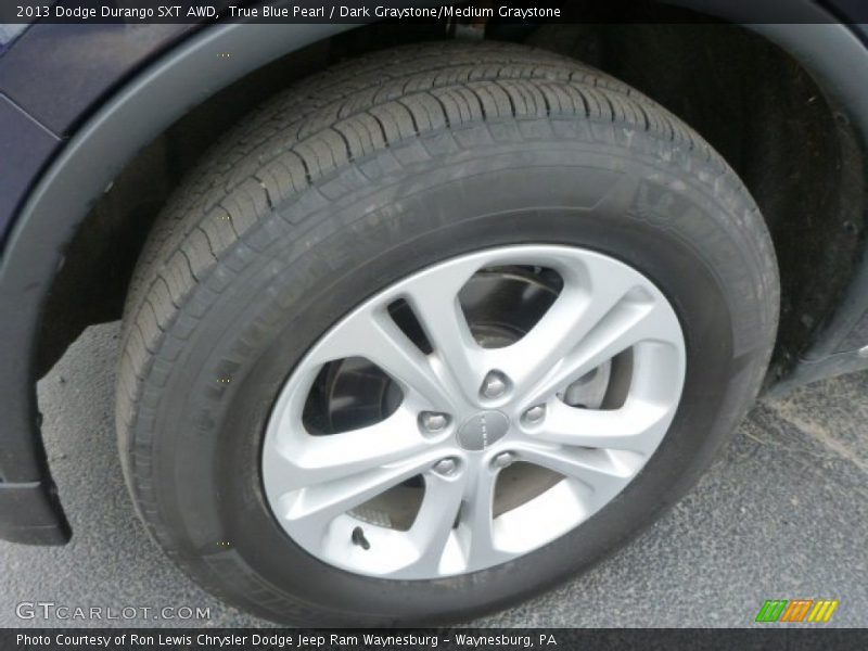 True Blue Pearl / Dark Graystone/Medium Graystone 2013 Dodge Durango SXT AWD