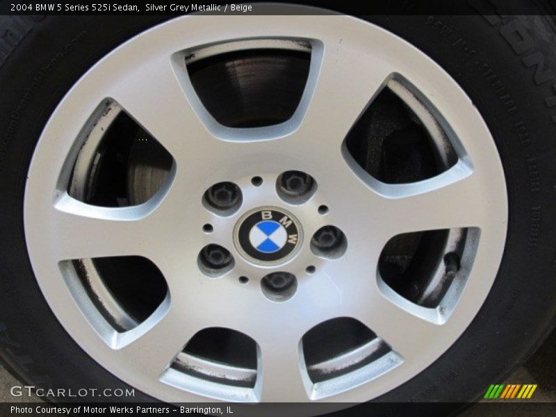 Silver Grey Metallic / Beige 2004 BMW 5 Series 525i Sedan