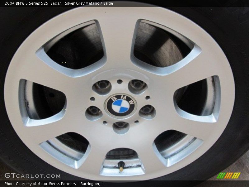 Silver Grey Metallic / Beige 2004 BMW 5 Series 525i Sedan