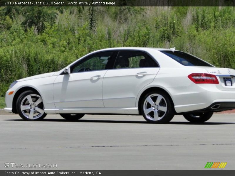 Arctic White / Almond Beige 2010 Mercedes-Benz E 350 Sedan