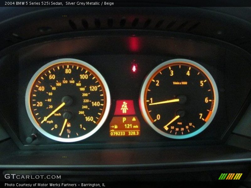 Silver Grey Metallic / Beige 2004 BMW 5 Series 525i Sedan