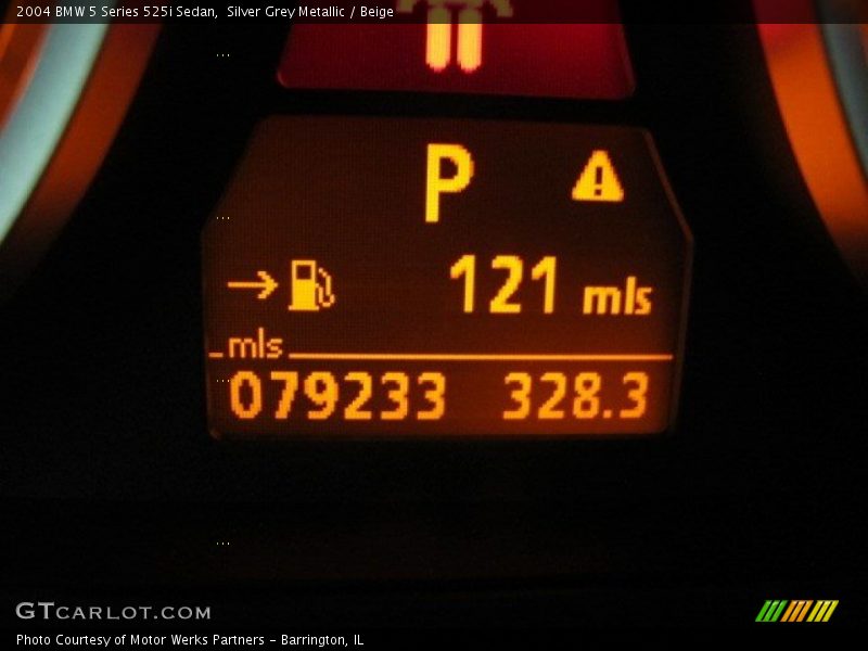 Silver Grey Metallic / Beige 2004 BMW 5 Series 525i Sedan