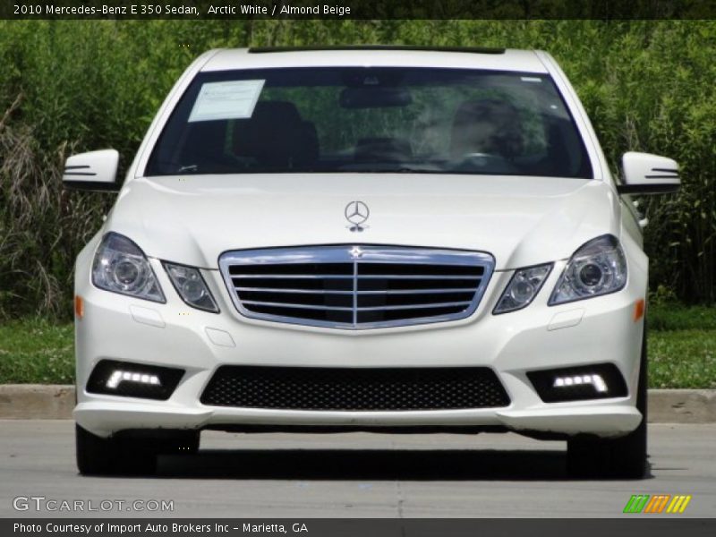 Arctic White / Almond Beige 2010 Mercedes-Benz E 350 Sedan