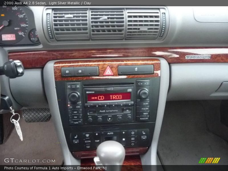 Light Silver Metallic / Clay 2000 Audi A4 2.8 Sedan