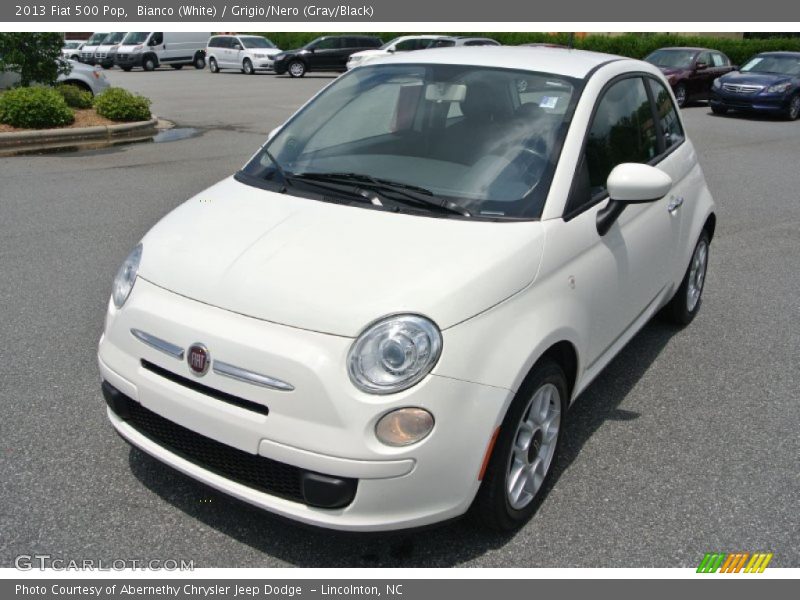 Bianco (White) / Grigio/Nero (Gray/Black) 2013 Fiat 500 Pop