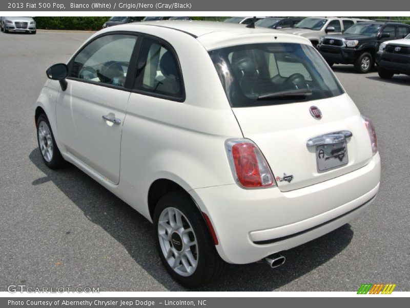 Bianco (White) / Grigio/Nero (Gray/Black) 2013 Fiat 500 Pop