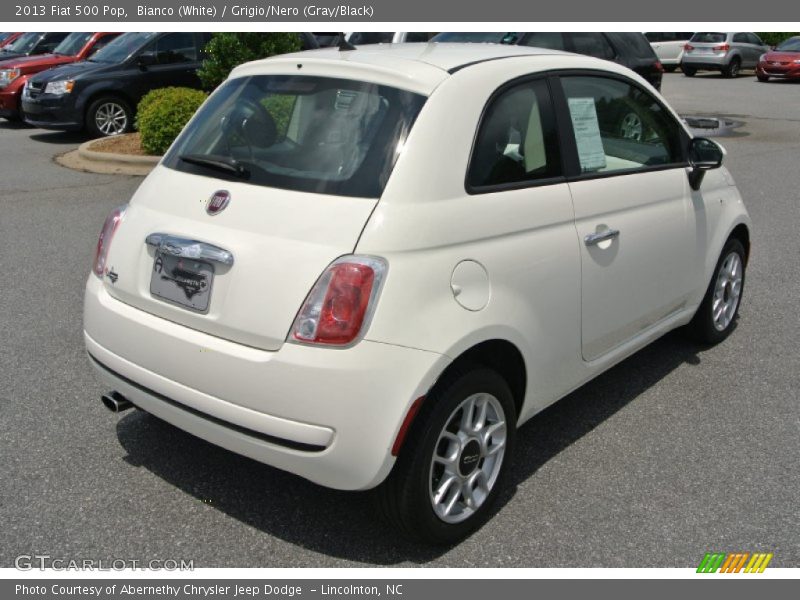 Bianco (White) / Grigio/Nero (Gray/Black) 2013 Fiat 500 Pop